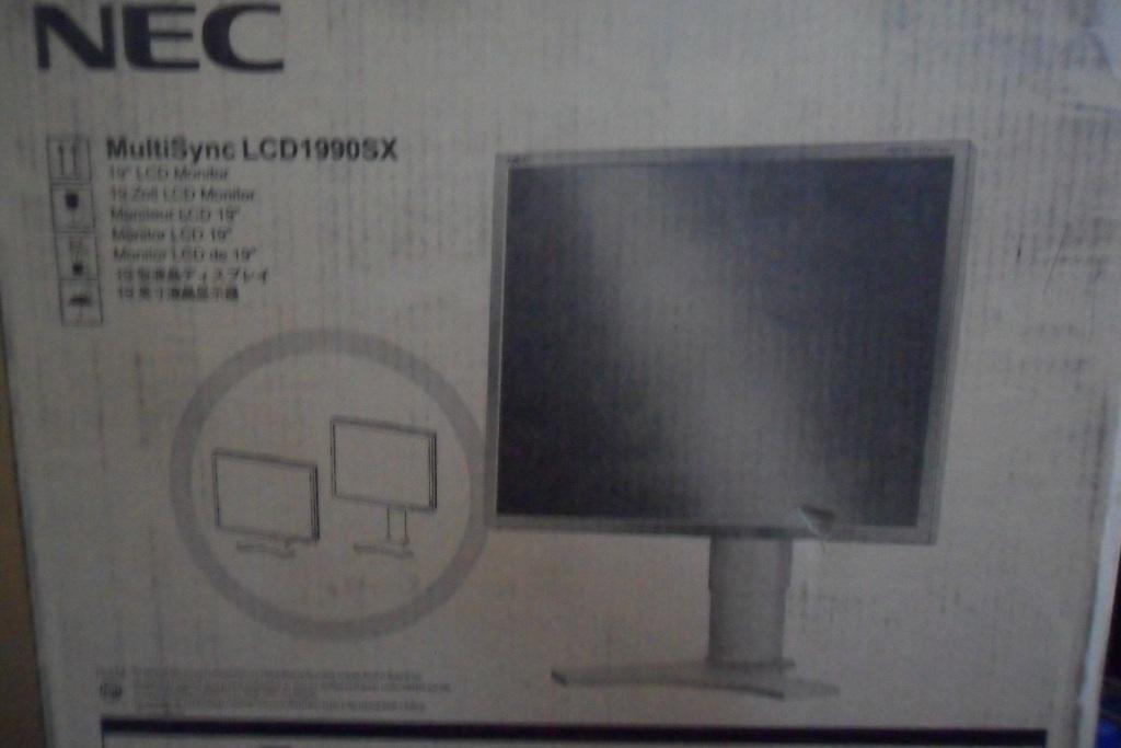 NEC LCD1990SX 19 Inch LCD Monitor.JPG